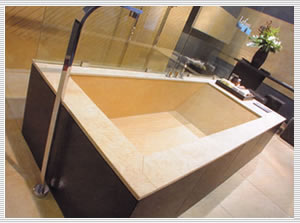 foto vasca da bagno monolitica